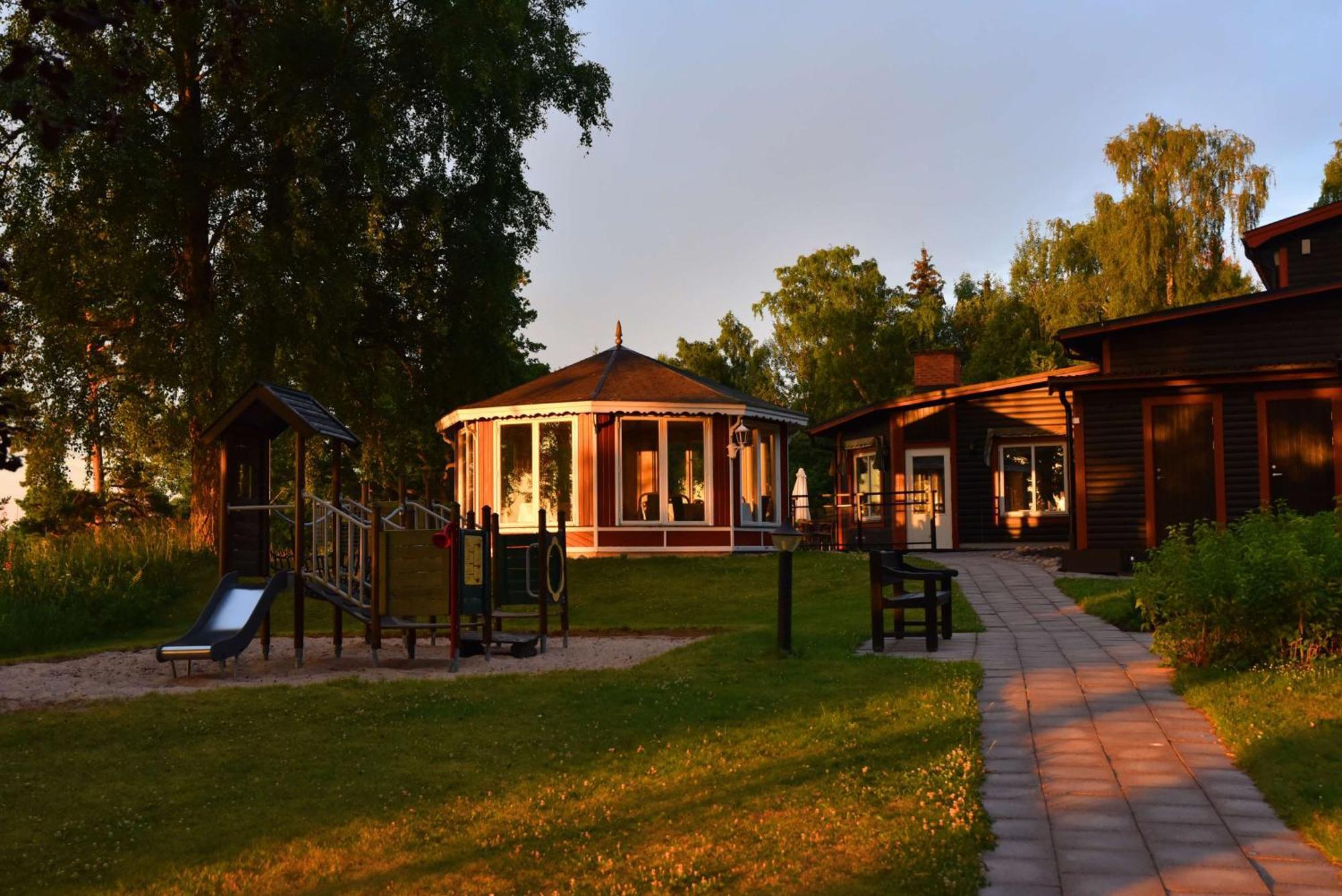 Hotel Ullinge Eksjö エクステリア 写真