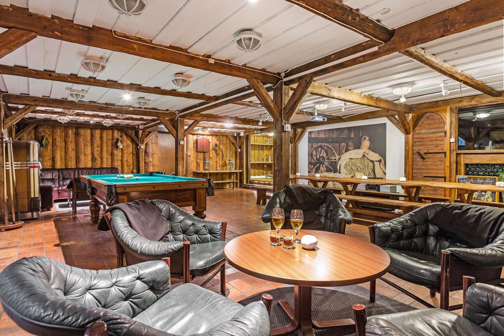 Hotel Ullinge Eksjö エクステリア 写真